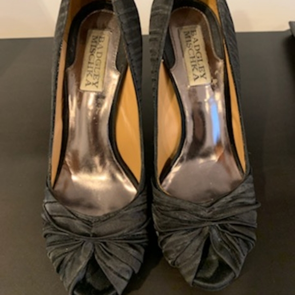 Satin high heels shoes - Picture 2 of 3